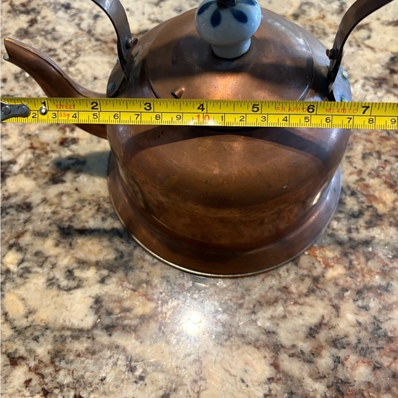 Vintage Copper Kettle with Floral Ceramic Handle - Picture 4 of 5